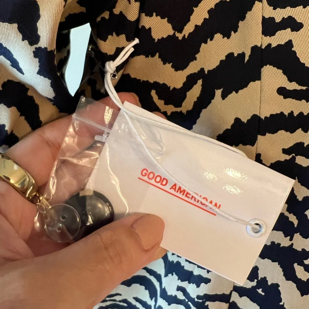 GOOD AMERICAN | Animal Print Oversized Jacket - Picture 3 of 9